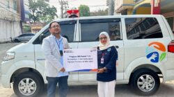 Wujud Nyata Komitmen Sosial Lewat Program BRI Peduli, BRI Serahkan Bantuan Ambulans