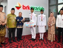 BRK Syariah Apresiasi Dua Pelajar Riau Anggota Paskibraka Nasional 2025