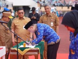 Ribuan PPPK Riau Dilantik, Gubernur Wahid Dorong Profesionalisme dan Inovasi Digital