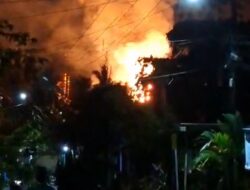 Kilang Minyak UPII Dumai Terbakar, Petugas Kilang Fokus Upayakan Pemadaman