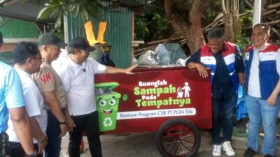 Dukung Pengelolaan Sampah, PGN Serahkan Bantuan CSR 50 Gerobak Sampah dan Insinerator