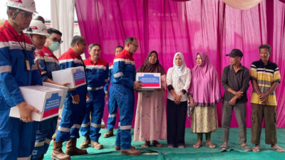 Syukuran Keselamatan, PHR Berbagi Paket Sembako dan Edukasi Keselamatan bagi Warga Bangko dan Duri