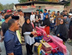 Bupati Siak Temui Korban Kebakaran di Tualang, Minta Warga Tingkatkan Kewaspadaan