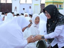 Lepas 257 Jemaah Calon Haji, Bupati Afni Titip Doa untuk Siak