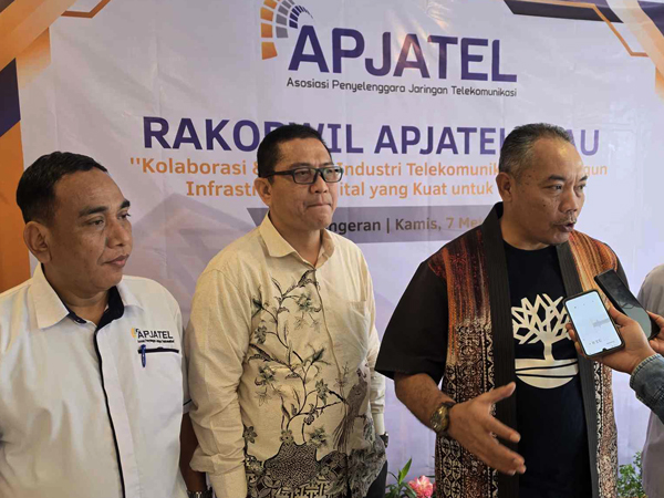 Pj Sekda Kota Pekanbaru, Ingot Ahmad Hutasuhut