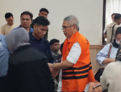 Kepala Dinas PUPR-PKPP Riau M. Arief Setiawan Divonis 2 Tahun Penjara