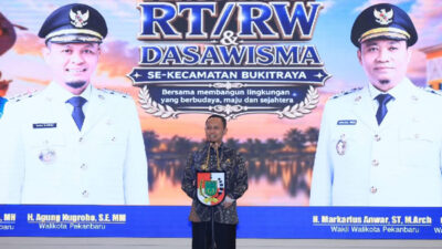 Pemko Pekanbaru Perkuat Pelayanan, Hampir Seribu Ketua RT/RW dan Dasa Wisma Dilantik