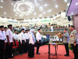 323 Ketua RT dan RW se-Kecamatan Tuah Madani Dikukuhkan, Wako Pekanbaru Tekankan Kolaborasi